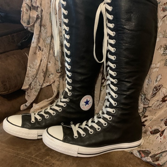 XX High Converse Sneakers sz. 9 - Picture 3 of 7